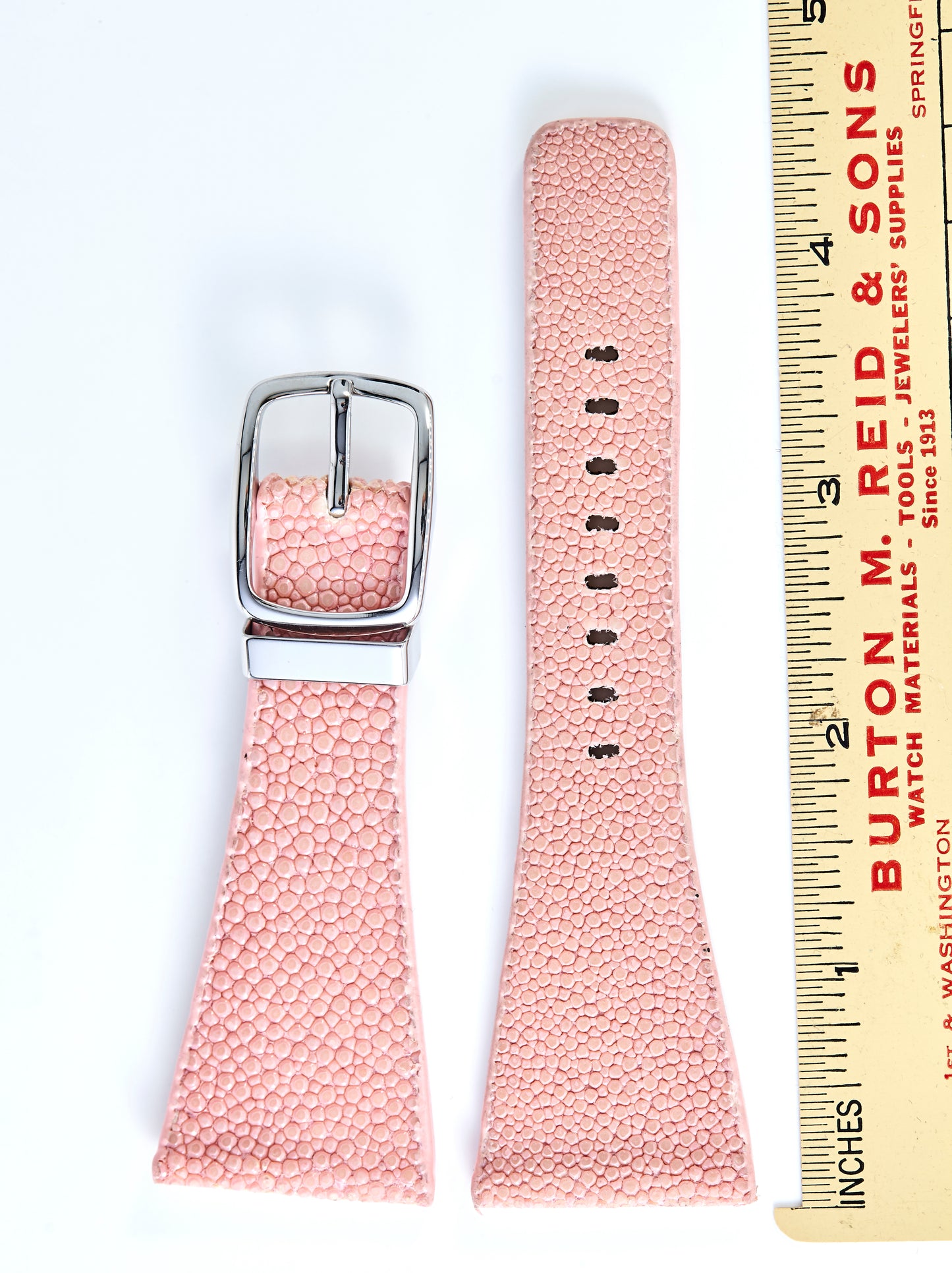Ecclissi 30mm x 16mm Pink Stingray Strap original Buckle 22805