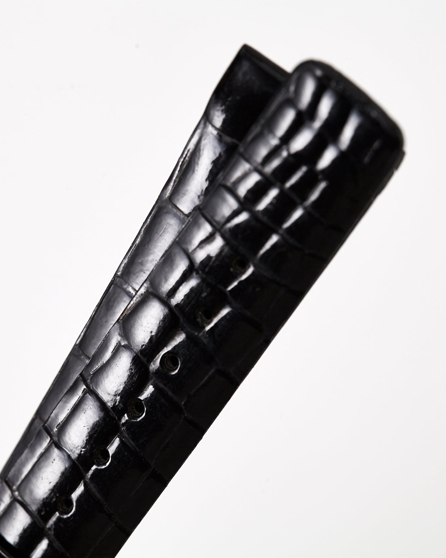 Universal Geneve 18mm x 14mm Vintage Dark Brown Alligator Strap