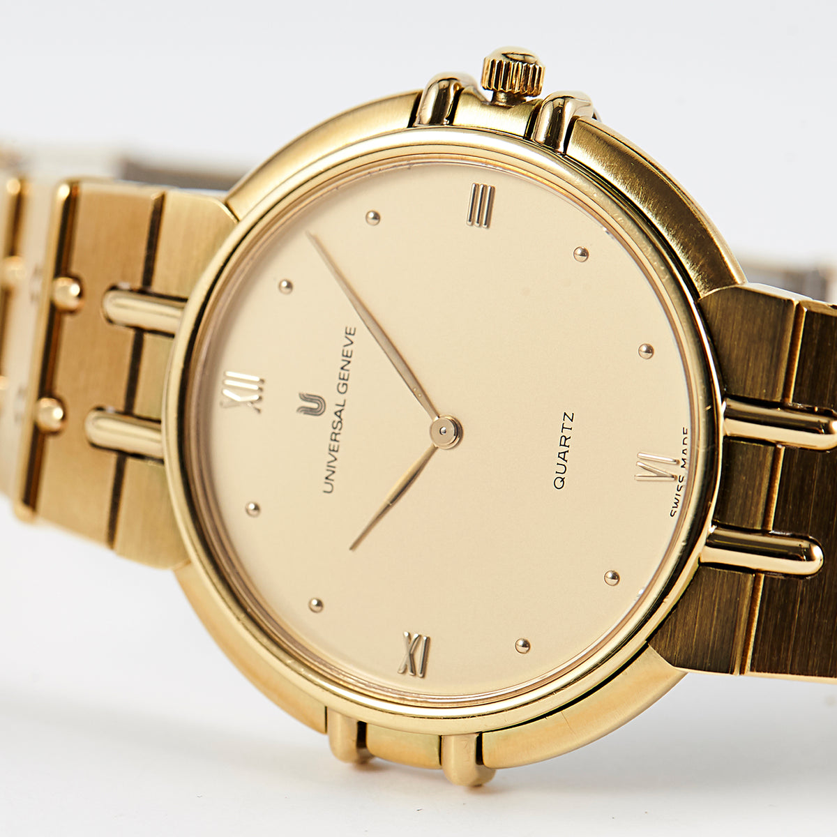 Universal Geneve Ultra Thin Neo-Vintage Wristwatch