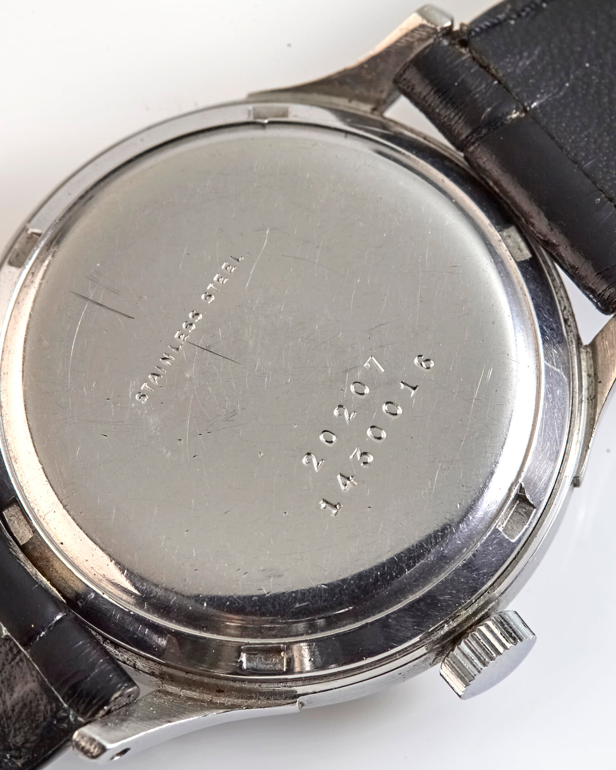 Universal Geneve Vintage Stainless Steel Manual-Wind Wristwatch.