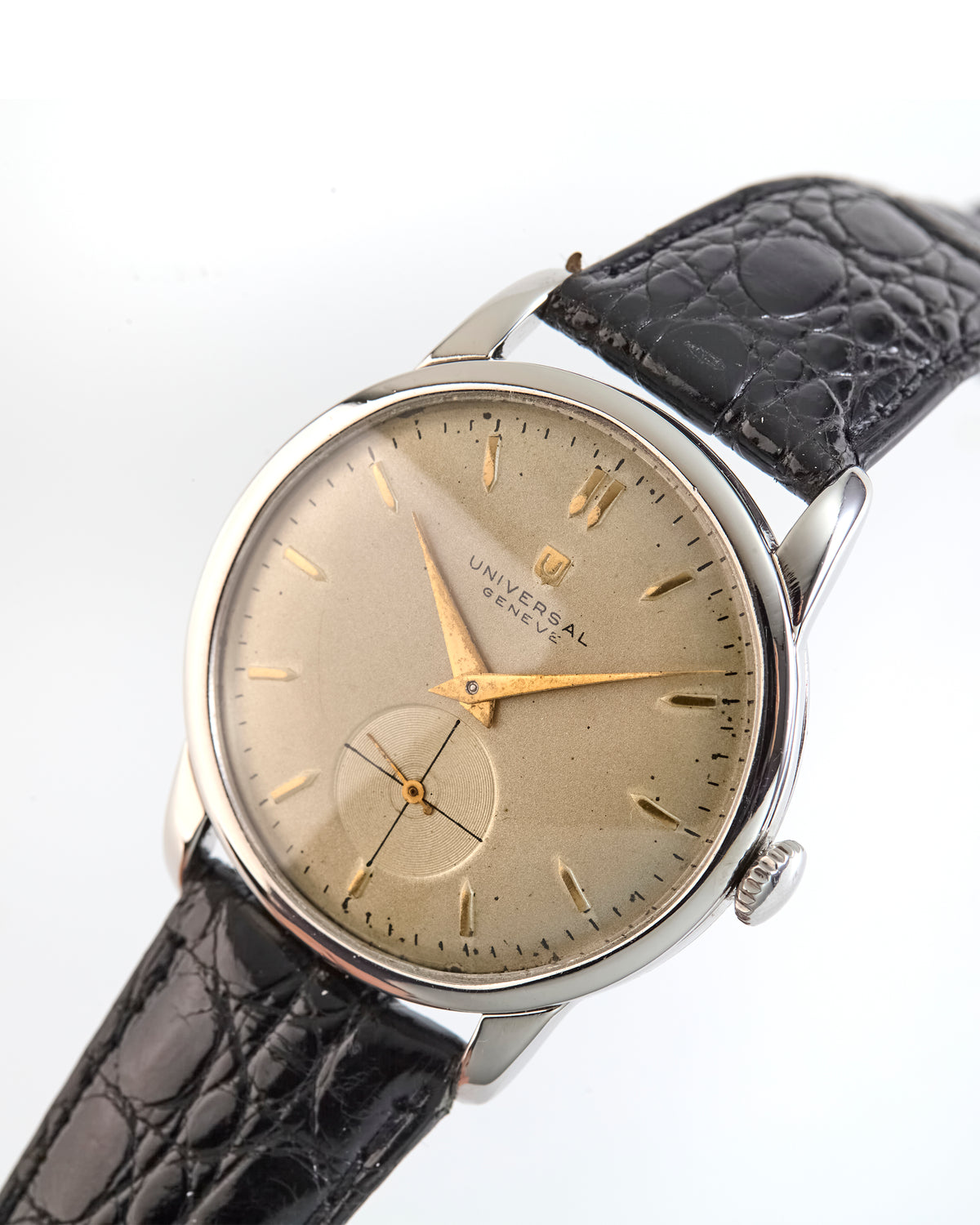 Vintage Universal Genève Swiss Watch Champagne Dial Small Seconds Black Leather Strap
